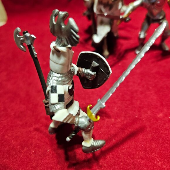 Papo Knights - Picture 6 of 16